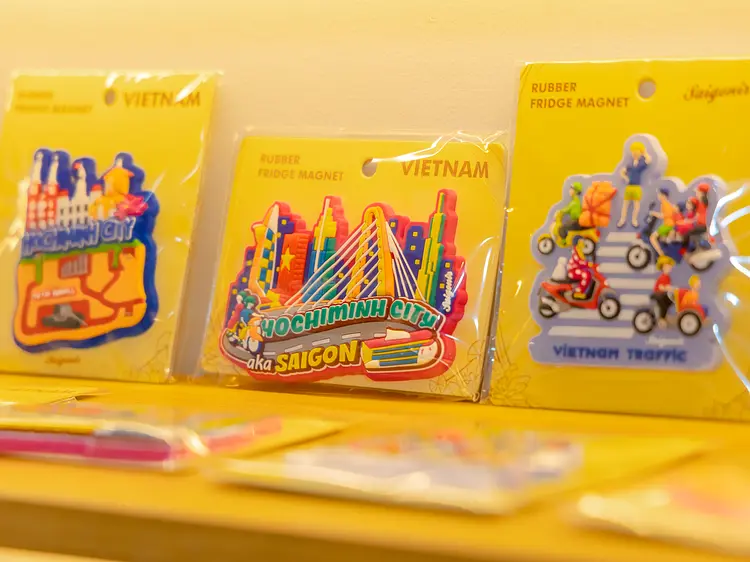 YUGOC レロイ通り本店