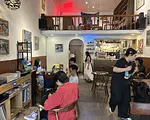 ブルーイッシュ・カフェ