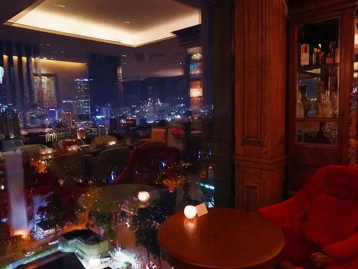 ホーチミンの5ツ星ホテル「Hotel Des Arts Saigon MGallery（Mギャラリー）」のレストラン、バーをご紹介