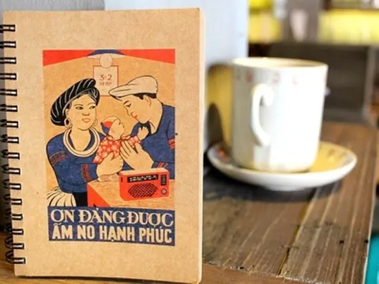 コーヒーに旅情緒を映す。観光の合間に