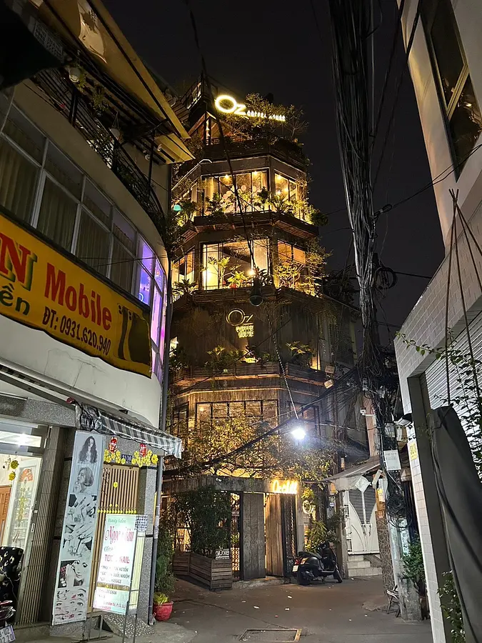 　パーティエリアがあったり、寝転がれたり…さまざまな使い方ができるおすすめカフェ