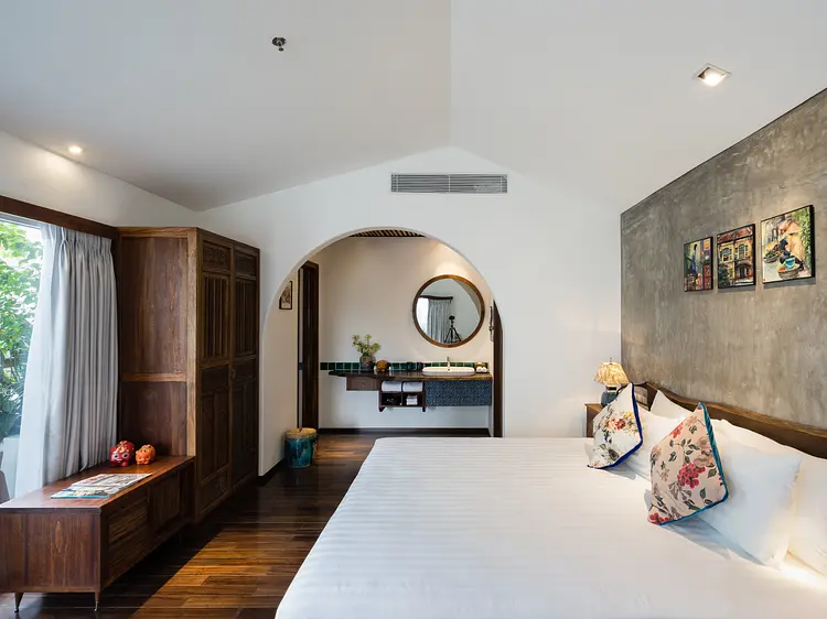 ザ・ミスト・ドンコイホテル (THE MYST DONG KHOI)