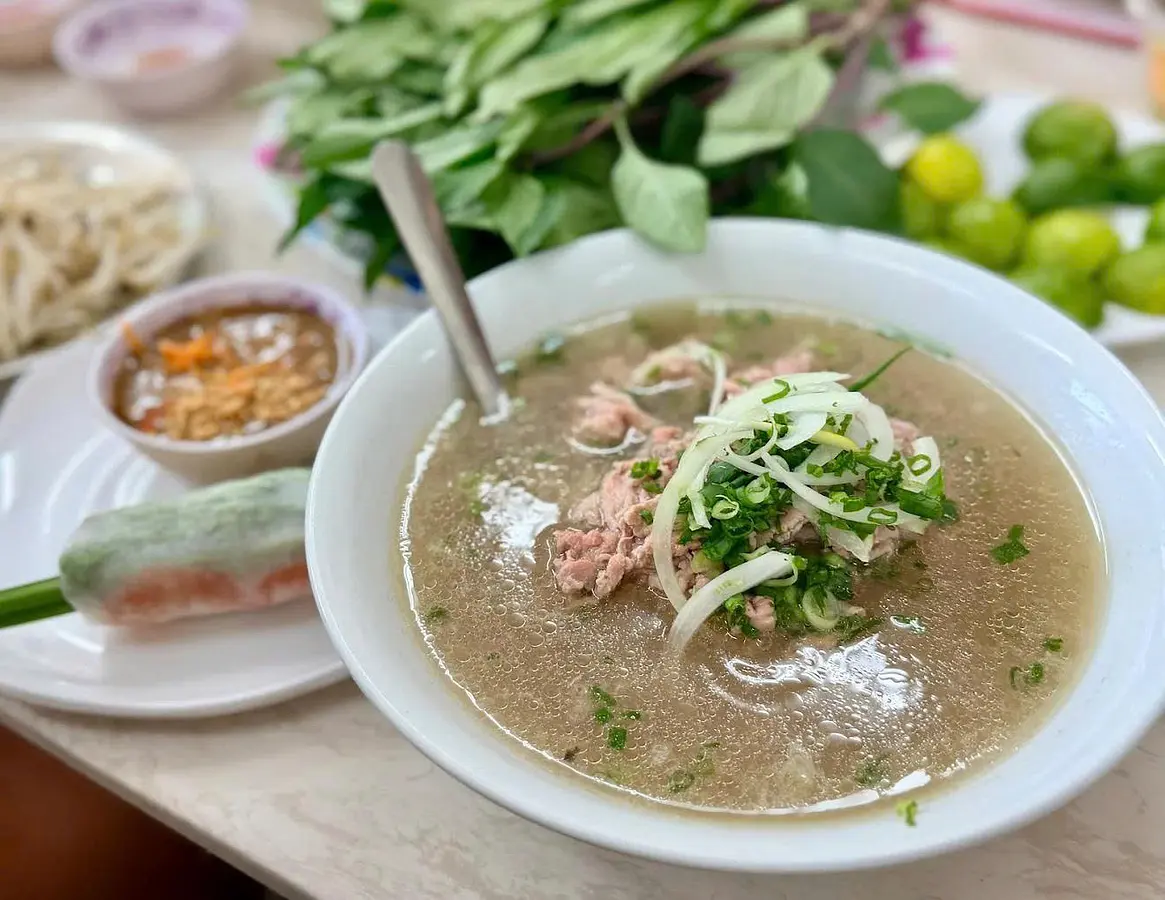 【ASOT翌日、何食べる？】フェス後に行きたいホーチミンごはん案内！踊った翌日のタイプ別リカバリー飯4選