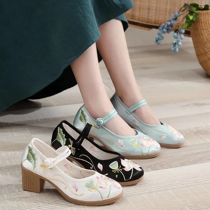 ホーチミンでアオザイ撮影体験！初心者でも映える写真を撮るコツ５選