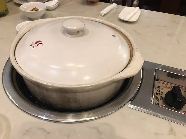 ホーチミンでデトックス！肉厚ヘルシーなきのこ鍋はいかが？