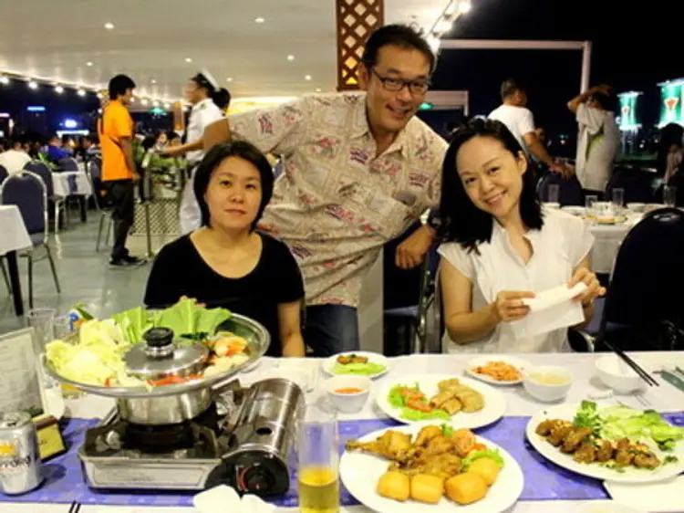 サイゴン号／サイゴン川ディナークルーズ