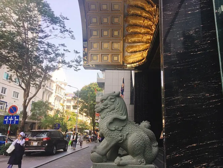 超高級ホテル「ザ・レヴェリー・サイゴン」は何もかもゴージャス