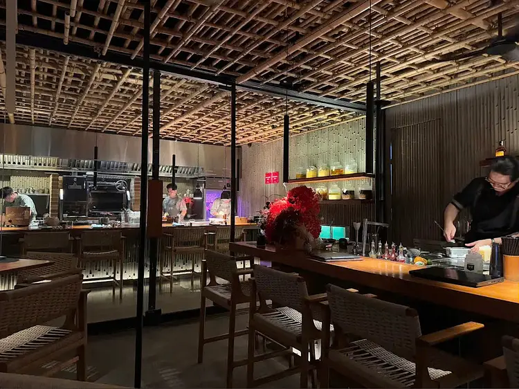 チェ・ダイニング