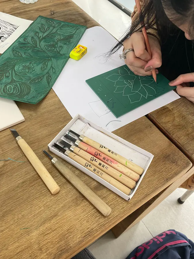 ベトナムタイルをお土産に「ミカコースター」でワークショップ体験