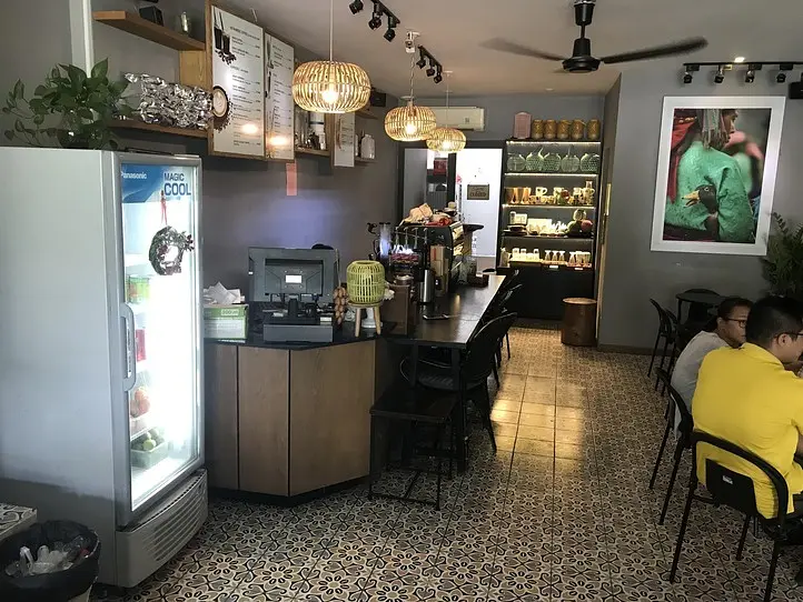 ホーチミン観光土産のオススメ品！タイルコースターを買える店３選