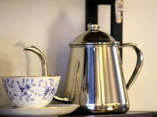 こだわりのシンカフェ・スペシャル・コーヒーを嗜む