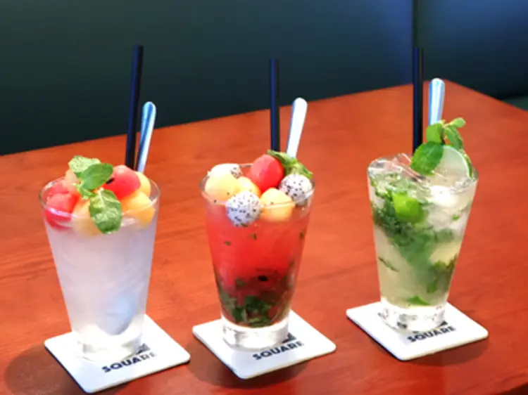 アールスクエア