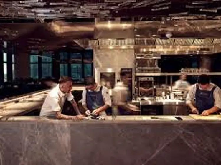 アクナ・レストラン