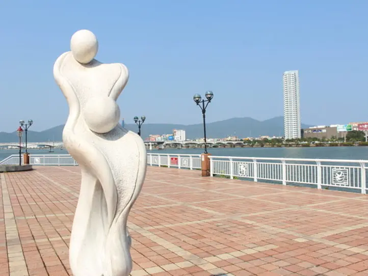 ベトナム旅行は服装注意？地域によって異なる気候