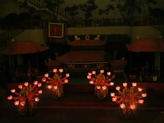 レックス・ゴールデン・ロータスシアター