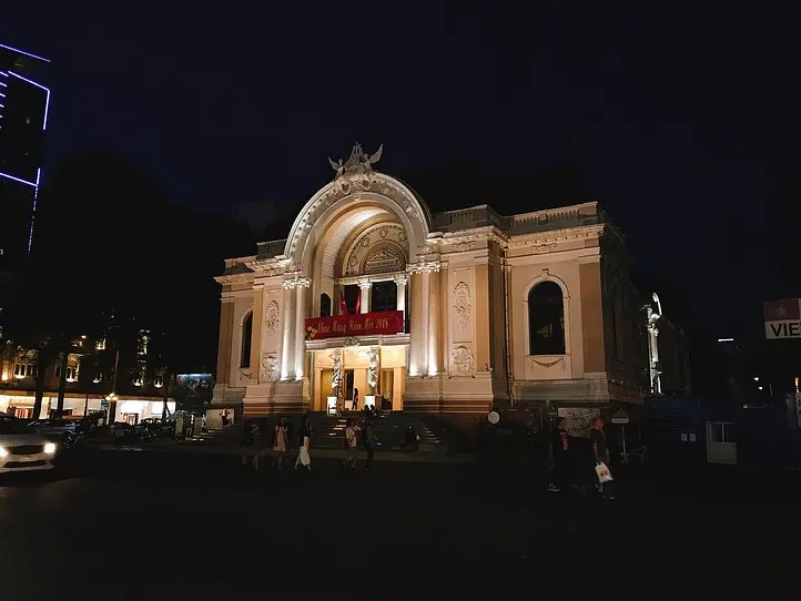 夜のホーチミンの楽しみ方