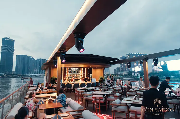 アイコン・サイゴン・クルーズ