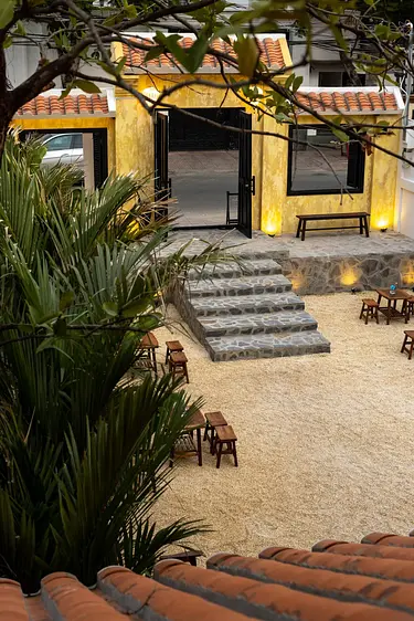 ホイアンコレクティブ