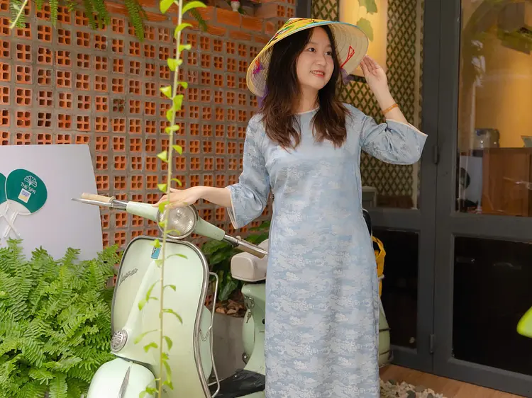 ザ・スパ・サイゴン (アオザイ)