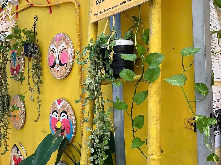 バインミーチャム・フンチューブス