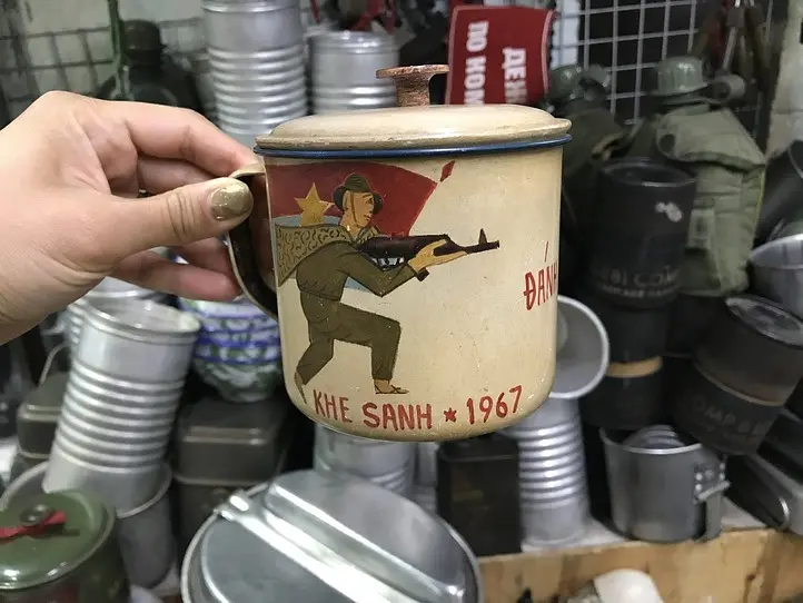 ミリタリー好き必見！戦争証跡博物館とヤンシン市場を回るコース