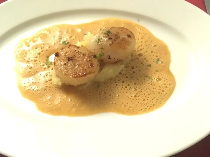 　ホーチミンの隠れ家フレンチのお店