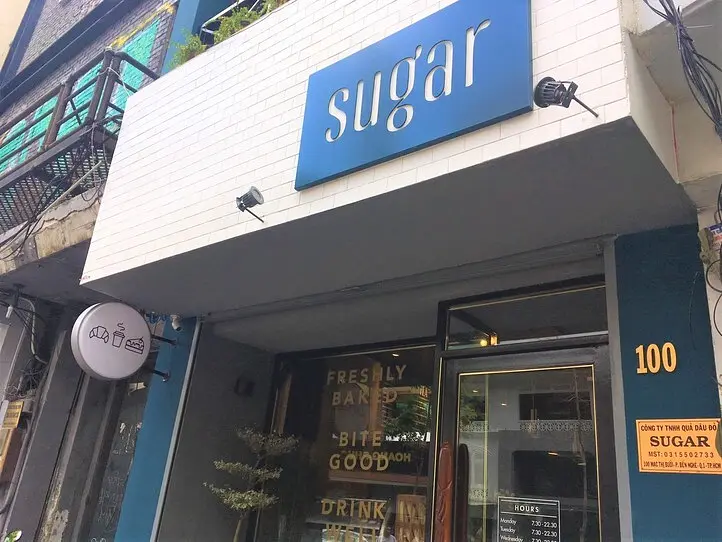 ドンコイ通りのおしゃれなケーキ店「sugar」