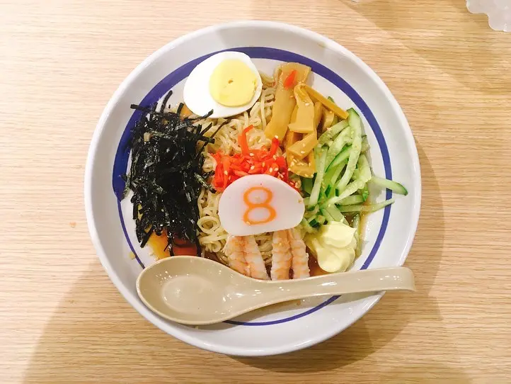 ホーチミンで安定の日系ラーメンを「8番らーめん」