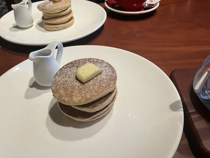 　【プノンペン】フレンチスタイルの建物がすてきなカフェ・レストラン２つ