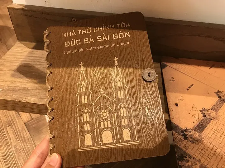 おしゃれなウッド調雑貨の宝庫！自分土産を買うならここ～The Craft House