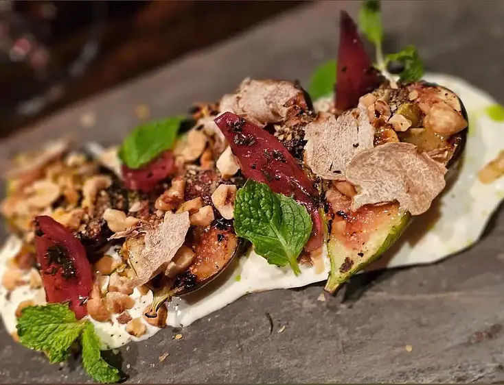 クインス・イートリー