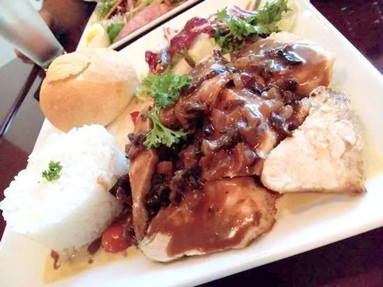 ザ・ファースト バー