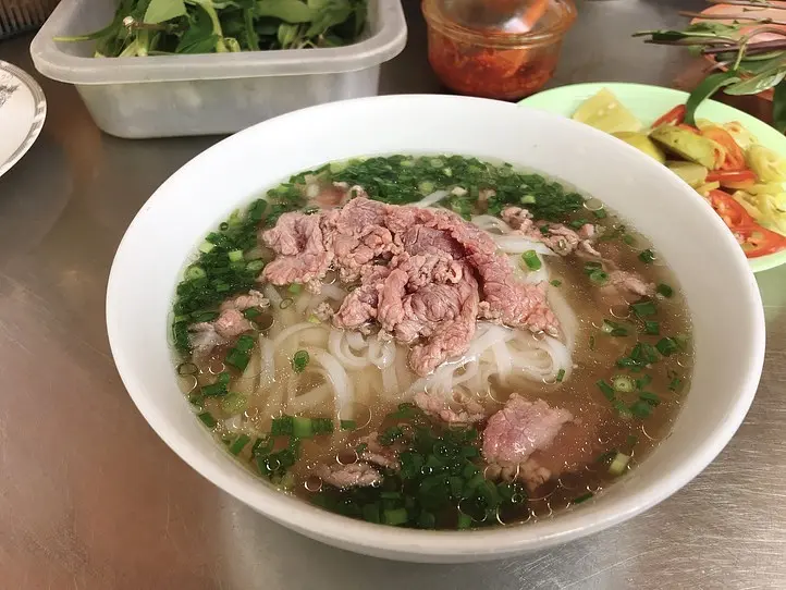 旅のちょこっとベトナム語【その3： お腹が空いた】