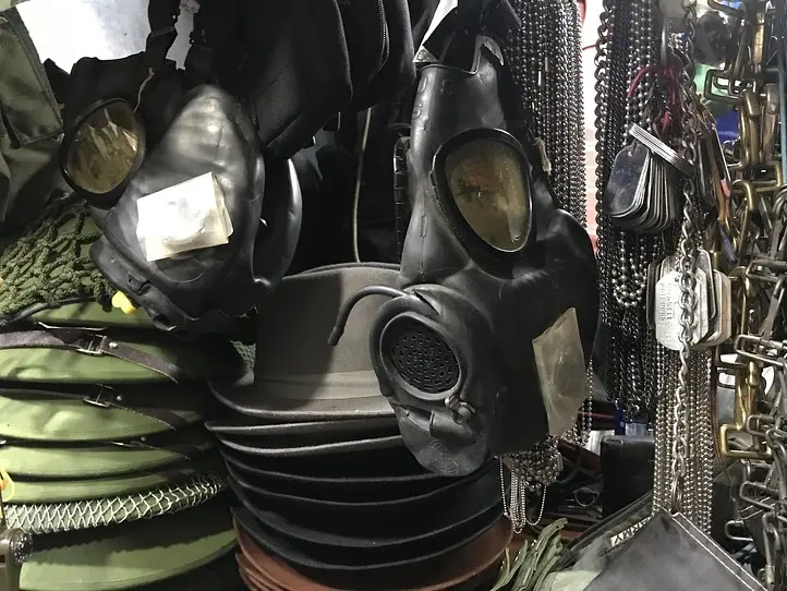 ミリタリー好き必見！戦争証跡博物館とヤンシン市場を回るコース