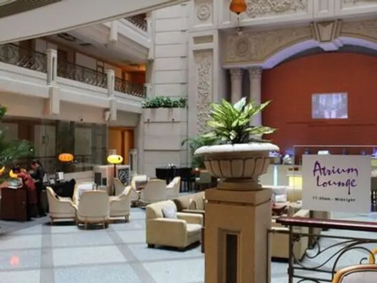 アトリウムラウンジ