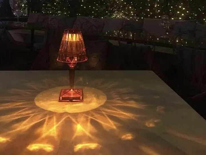 教会を眺めながら、パリを感じるおしゃれフュージョン料理～RuNam D