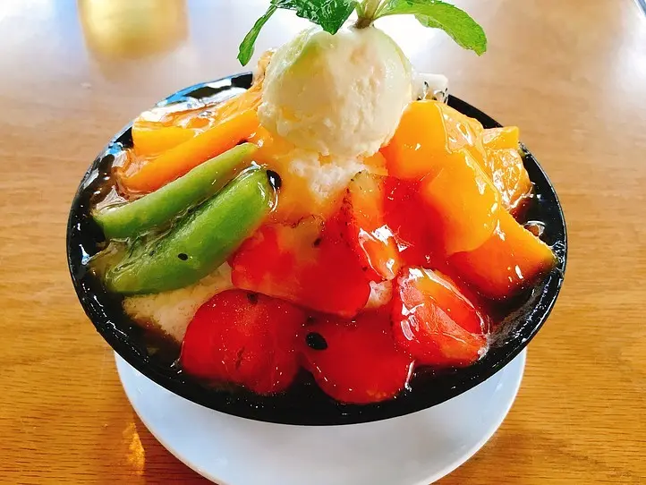 ふわふわかき氷のお店「スノーカフェ 雪見亭」