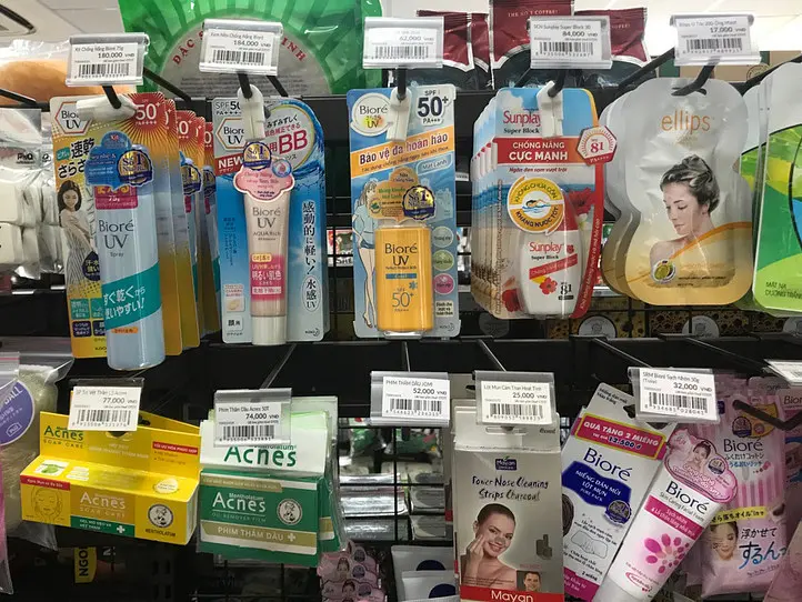 ベトナムのコンビニで旅の準備品は揃う？