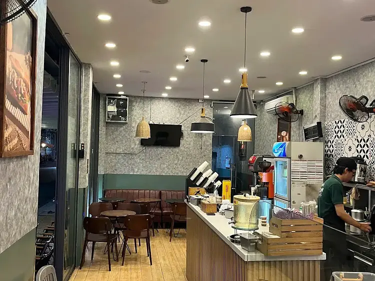 バインミー・ペウペウ