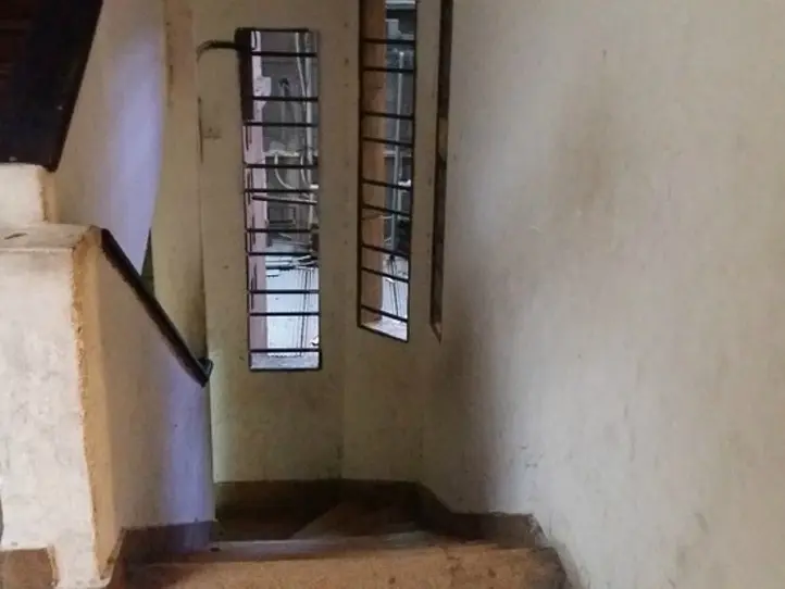 こんなところに…。古アパートに入居するかわいいお店たち