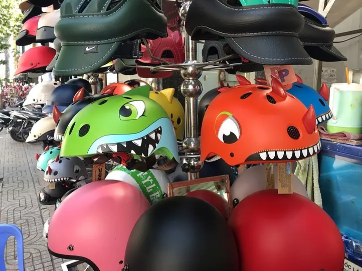 ベトナムの必需品・マイヘルメットが買えるおすすめのお店 3選