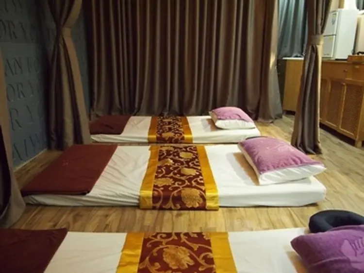 サワデカ・スパ