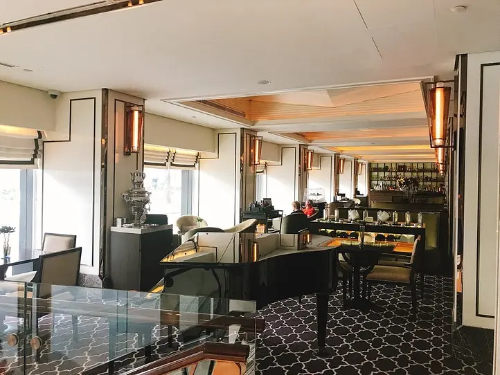 真夏のクリスマスを楽しむ！カラベルホテルの期間限定クリスマスハイティー