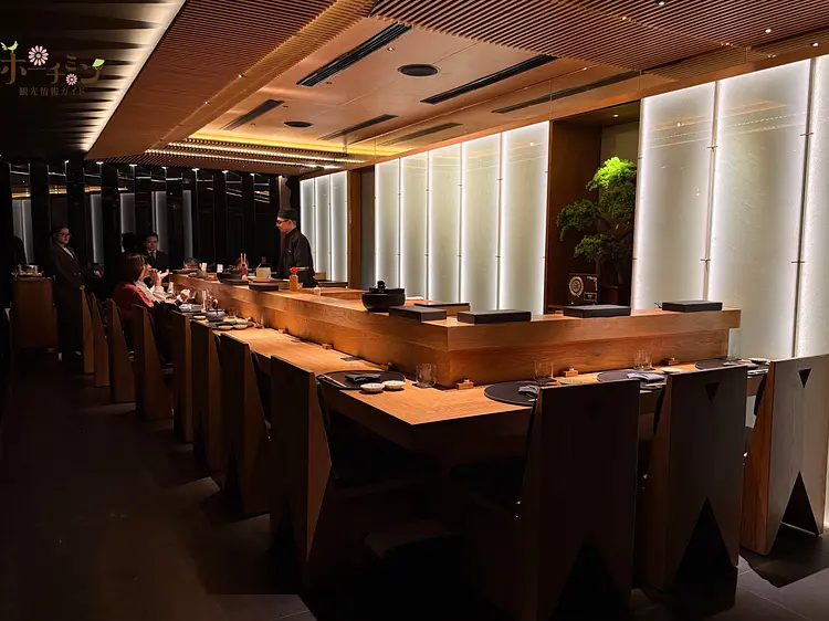 ノリボイ・オマカセ・ジャパニーズ・レストラン