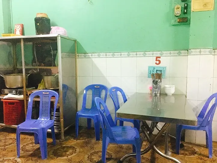 超ローカルの名店「Bay Hong（バイホン）」でベトナム風ヤギカレーを食べよう