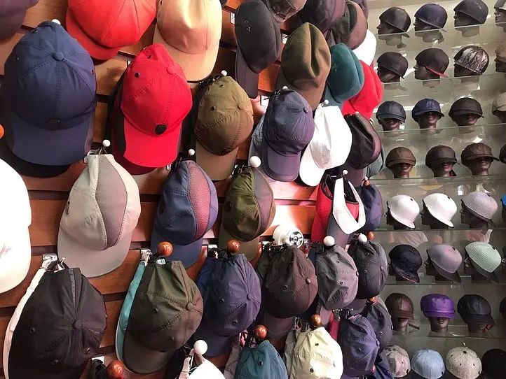 ベトナムの必需品・マイヘルメットが買えるおすすめのお店 3選