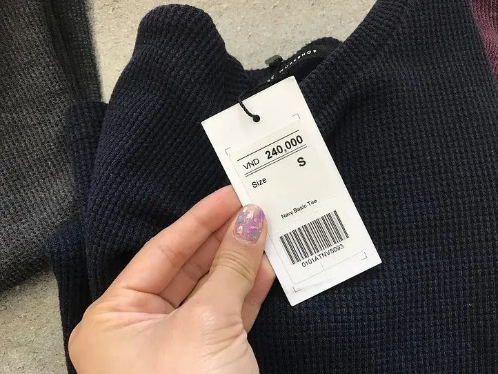 ベトナム人女性の人気NO.1！ローカルショップで服選び〜LIBE