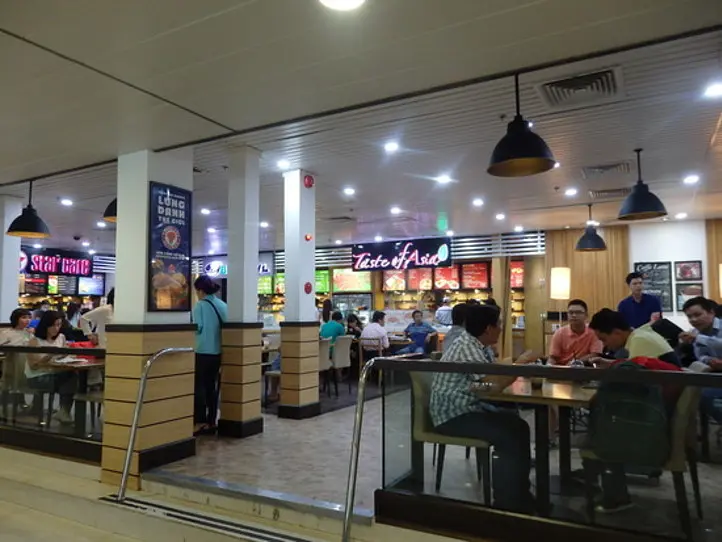 充実！タンソンニャット空港～国内線ターミナル～