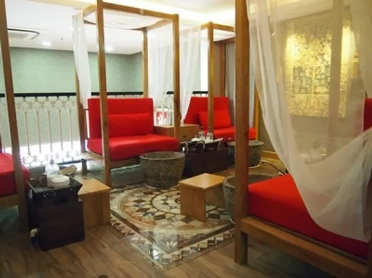 サワデカ・スパ