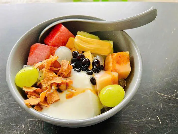 ベトナムで味わう伝統の甘味：日本人旅行者におすすめのデザート特集